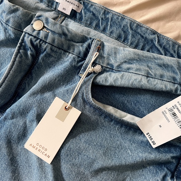 Good American Classic Bootcut - Picture 2 of 5